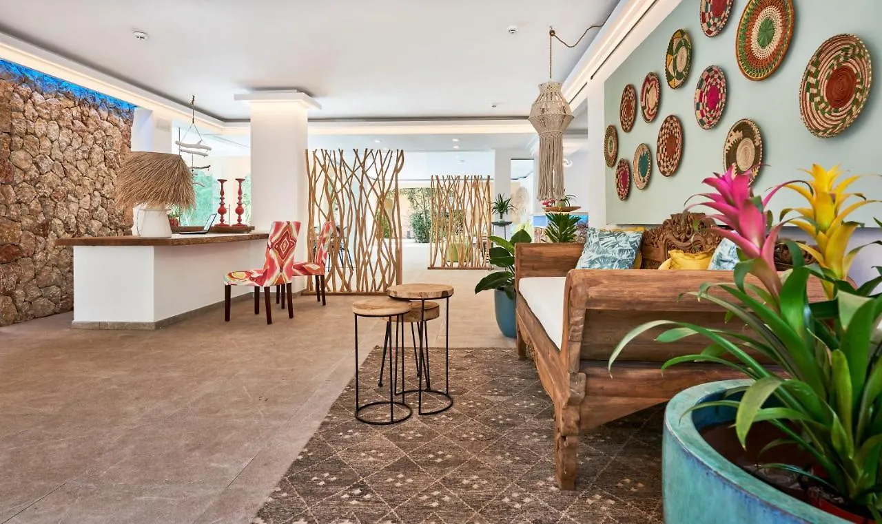 Apartamentos S'Olivera Canyamel